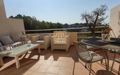 A beautiful bungalow located next to the Altea Golf Club.